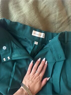 Abercrombie & Fitch Emerald Green Pleated sloane pants